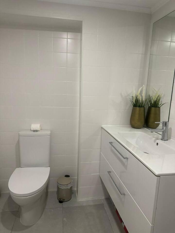 Stylish Renovated In Chiado Apartment *