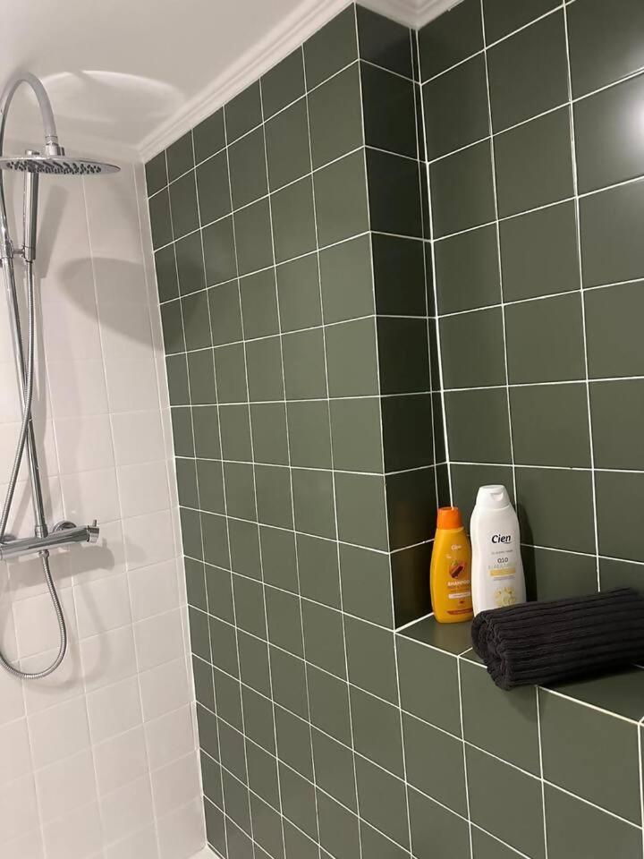 Stylish Renovated In Chiado *